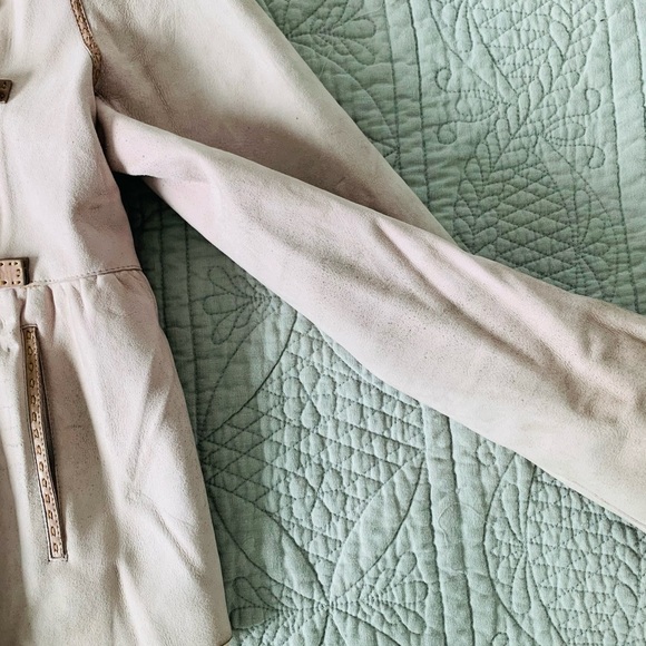 FENDI Shearling Coat - Picture 7 of 8